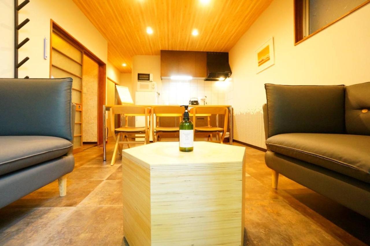 Hotel Momiji Takayama à Takayama  Extérieur photo