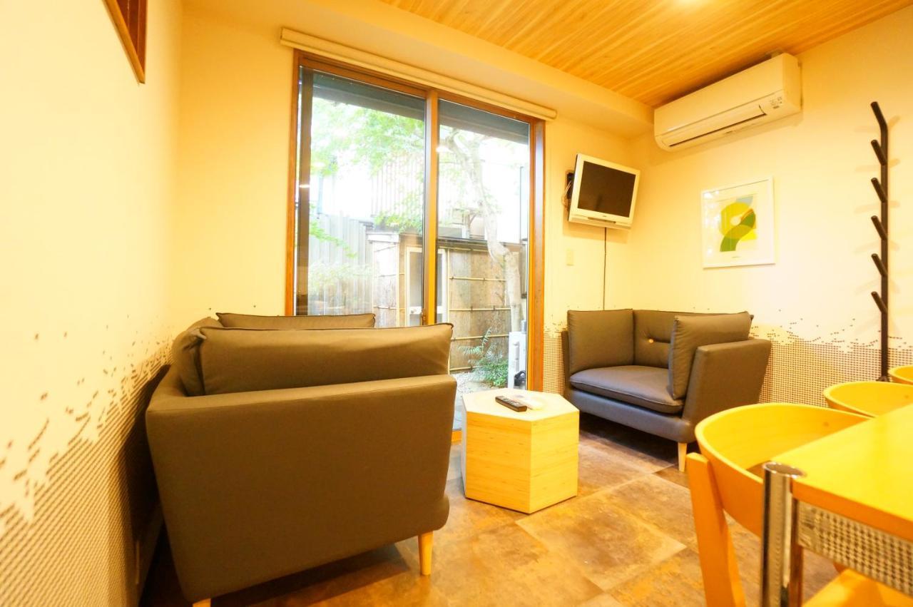 Hotel Momiji Takayama à Takayama  Extérieur photo